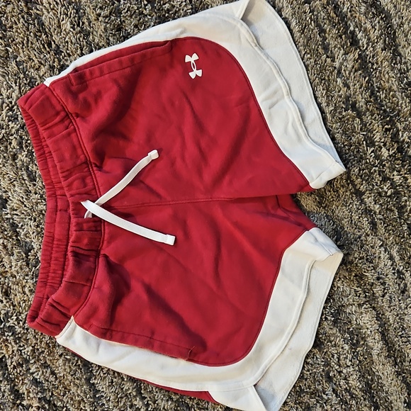 Under Armour Fleece Loose Shorts | Womens Small - Picture 1 of 7
